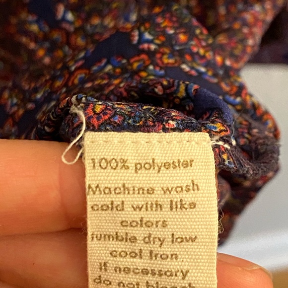 Japna Boutique Open Back Blouse - Picture 4 of 5